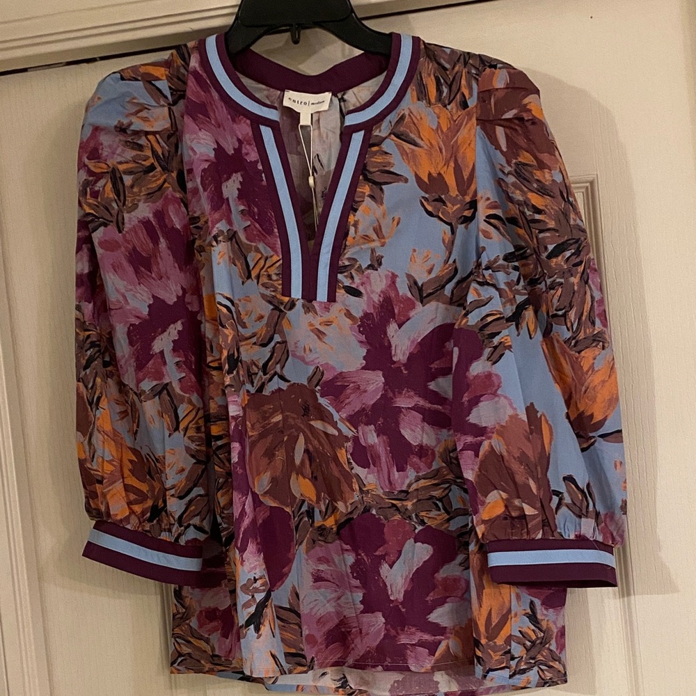 ENTRO FLORAL PLUM LIGHT BLUE PUFF SLEEVE BLOUSE